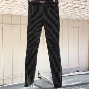 Black and white pinstripe Madewell jeans!
